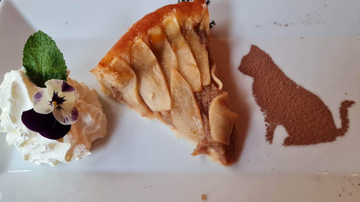 Зима смакує яблучним&nbsp;пирогом