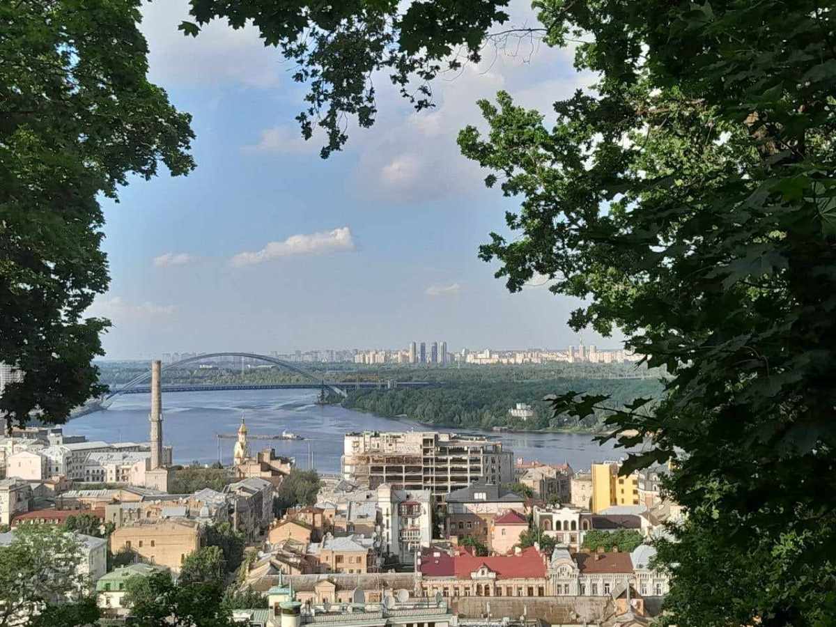 Київ пахне надією