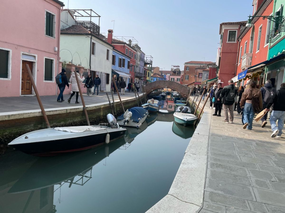 Унікальні історії італійських островів Мурано і&nbsp;Бурано